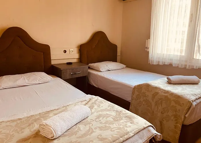 Gar Hotel *